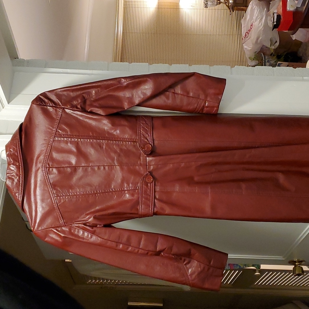Leather coat - Picture 5 of 5